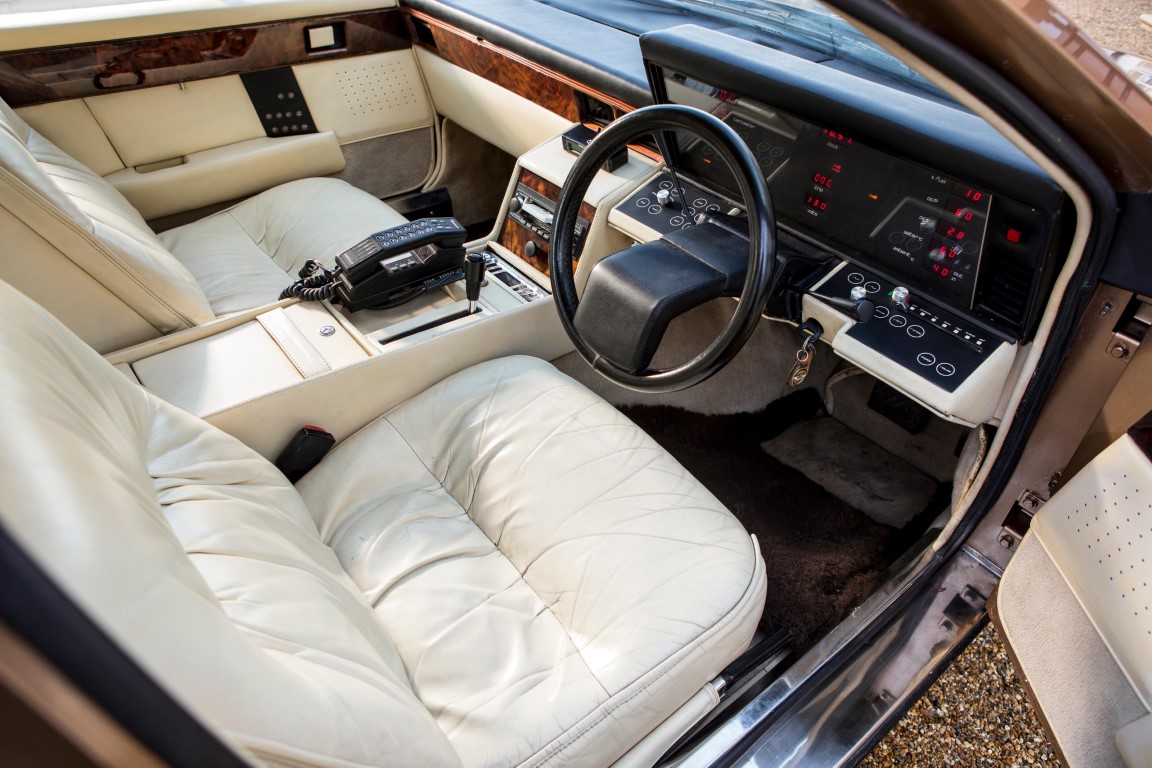 Aston Martin Lagonda (Automatic)